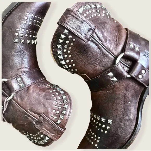 Frye Billy Biker Studded Brown Leather Harness Vintage Festival Moto Ankle Boots - Picture 6 of 9